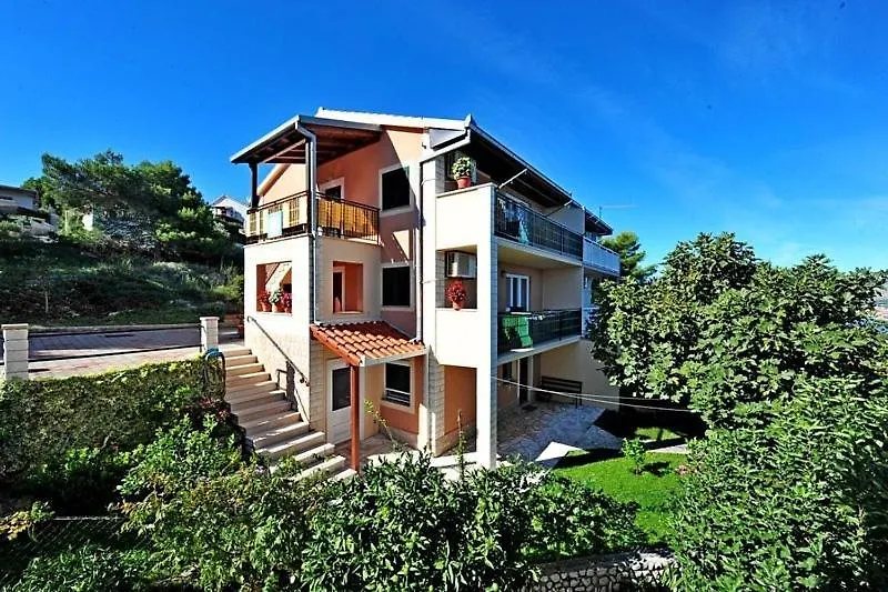 Apartmani Arija Trogir
