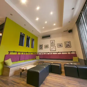  Hostel City